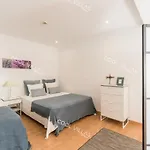 Laurent - Beachfront And Center 알부페이라