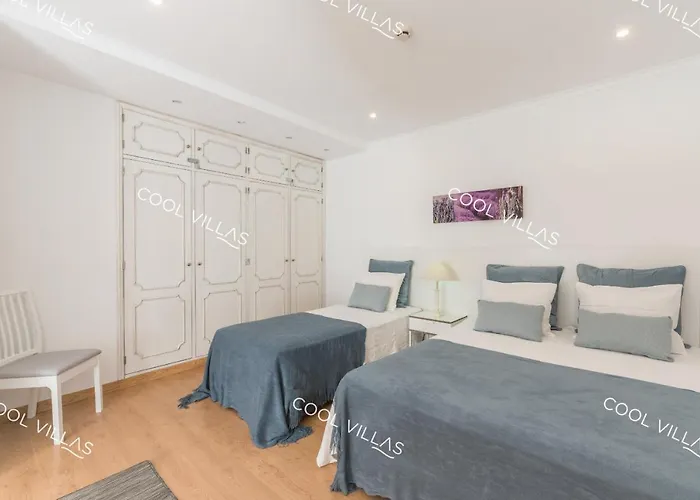 Laurent - Beachfront And Center * Albufeira