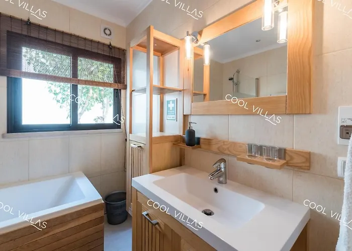 Laurent - Beachfront And Center * Albufeira