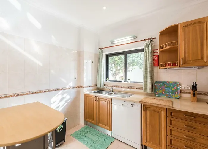 Laurent - Beachfront And Center * Albufeira